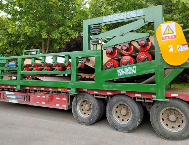 荫蒂被男人添A片视频